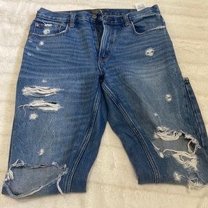 Abercrombie & Fitch Mom Jean